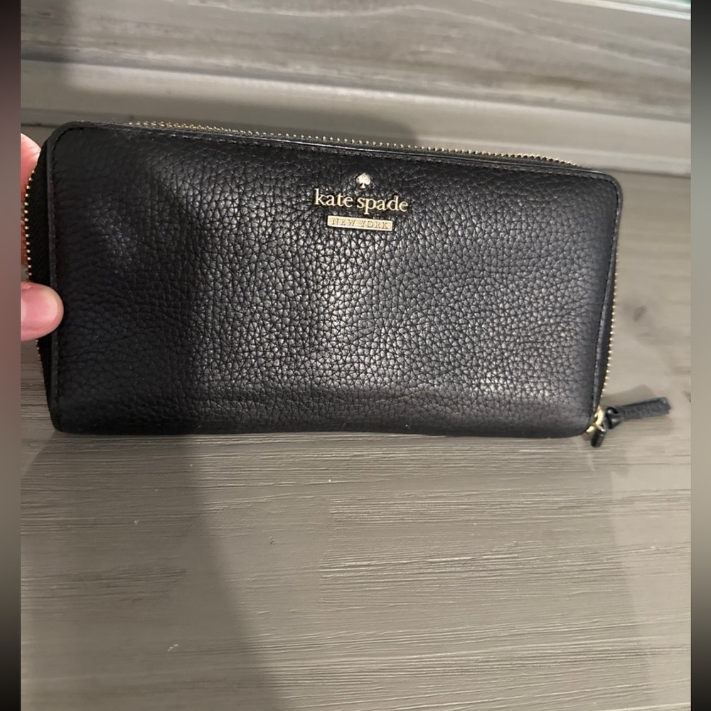 Kate Spade Black Textured Wallet